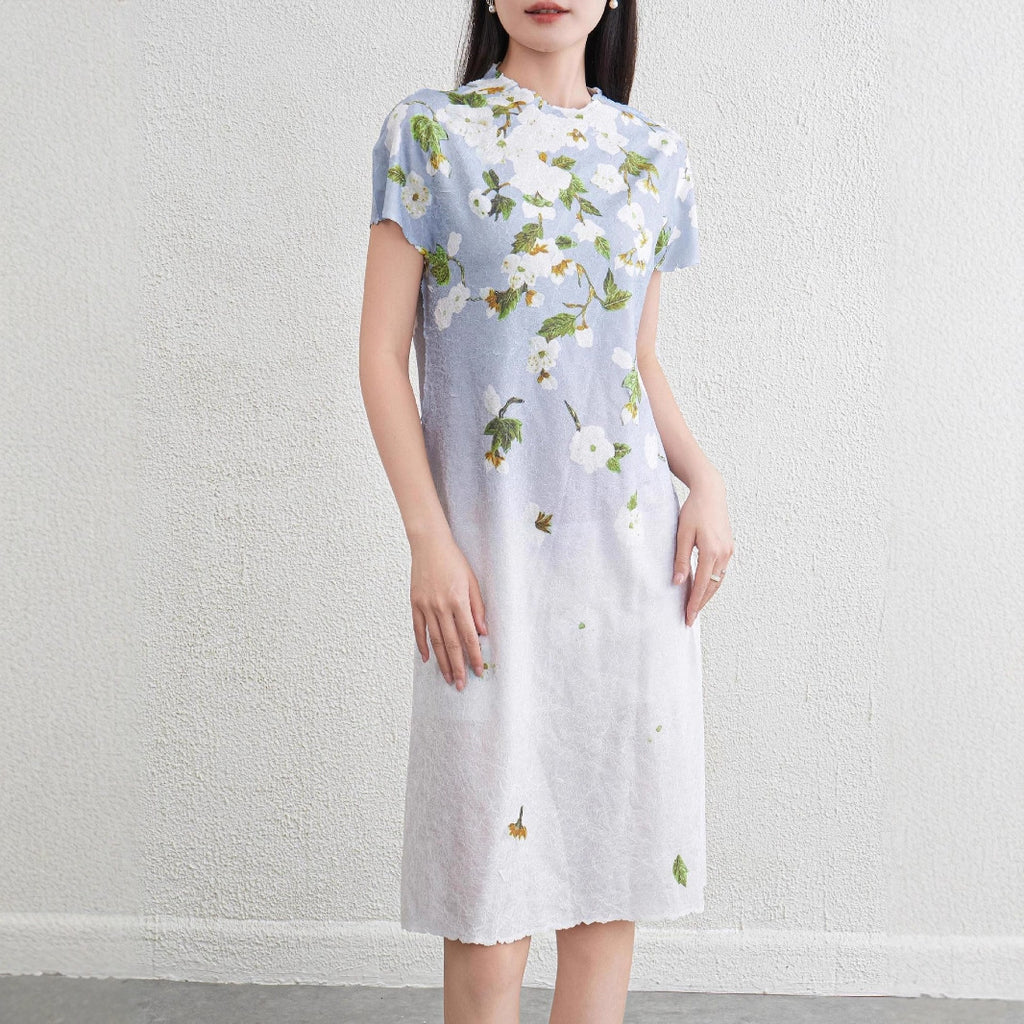 Women's Floral Pleated Midi Dress | Short Sleeve, Round Neck - Gray Blue