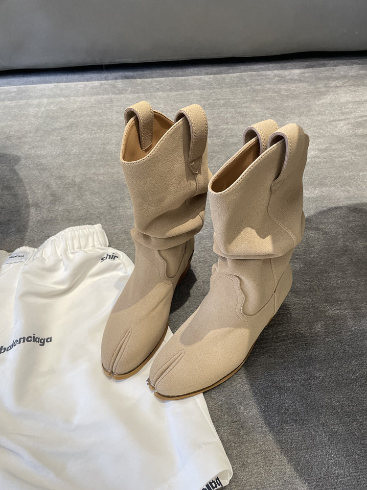 Women's Tabi Split-Toe Ankle Boots | Pleated Cowhide, Chunky Heel