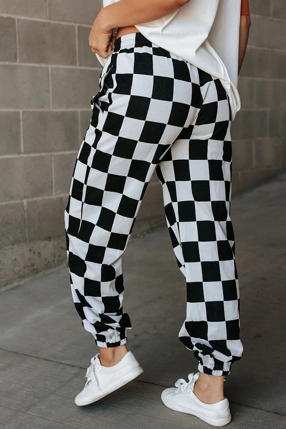 Women's Black Plaid Joggers | Elastic Waist with Pockets