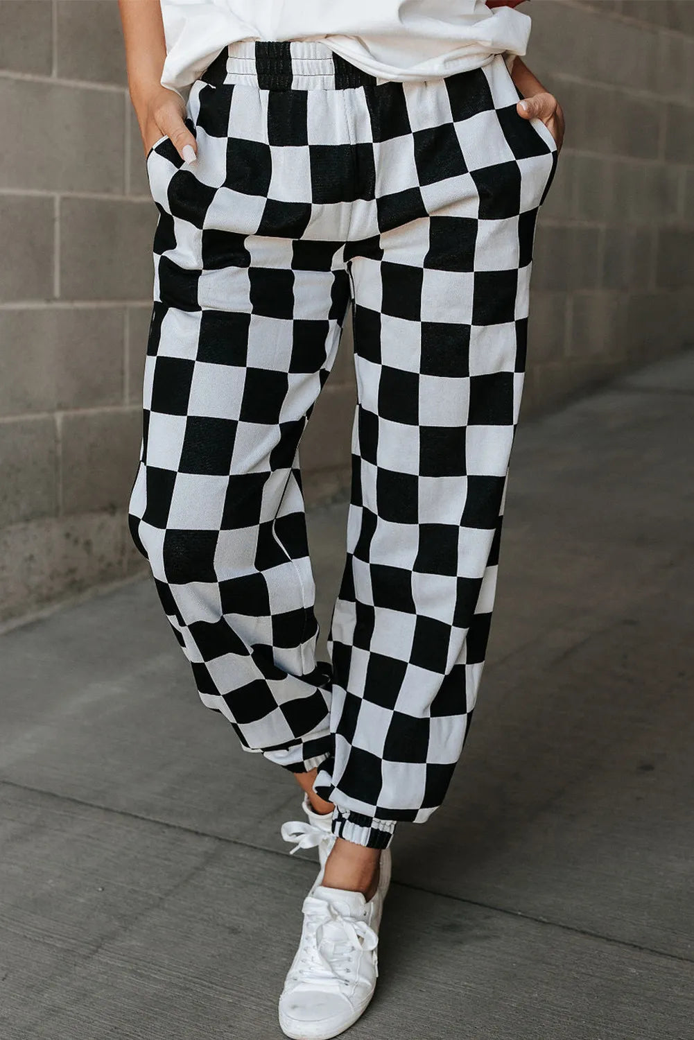 Women's Black Plaid Joggers | Elastic Waist with Pockets