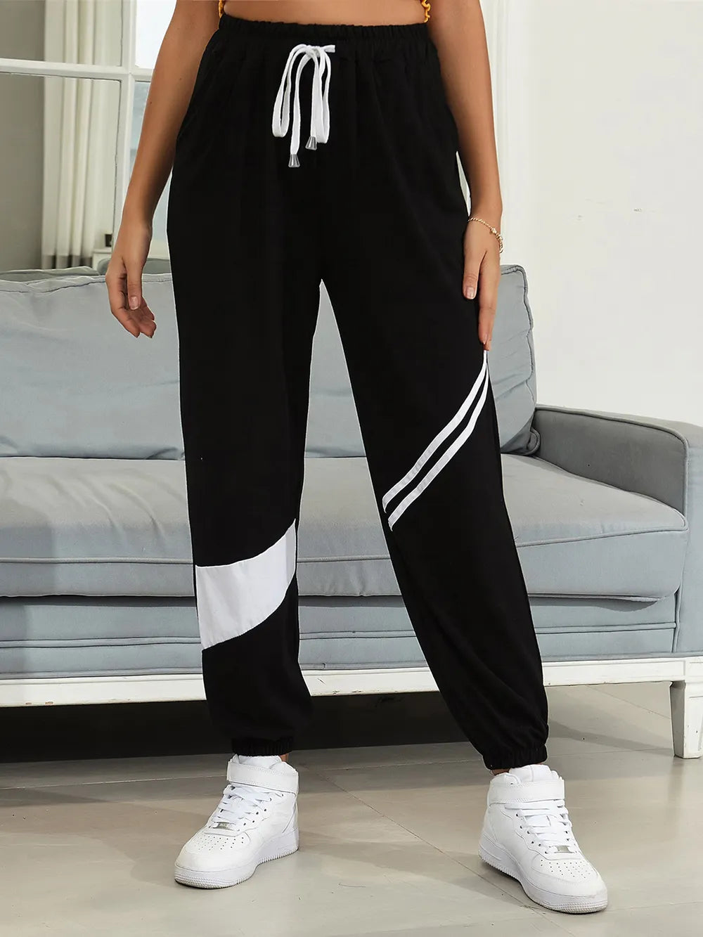 Women's Black Contrast Drawstring Joggers | Pockets, Poly-Cotton